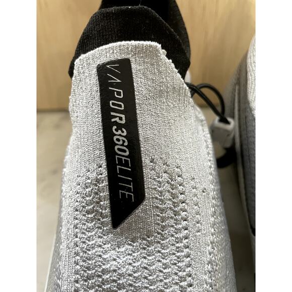 Athletic_Shoes